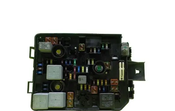 Opel Mokka Fuse box set 95263746 BEZPIECZNIKOW