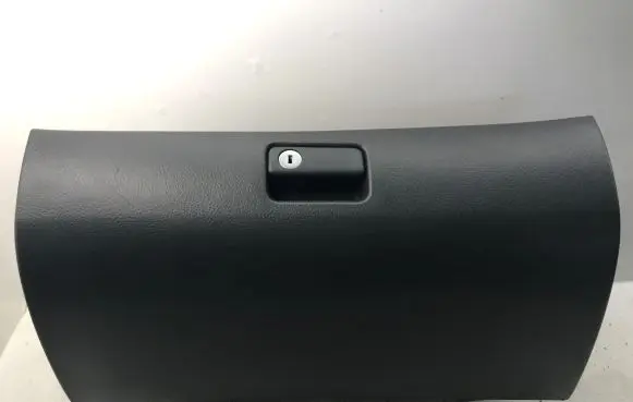 Toyota Avensis T250 Glove box 5555005071B0 5555005070