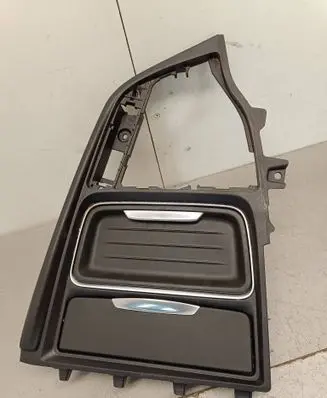 BMW 3 F30 F35 F31 Cup holder front 105048744 82197