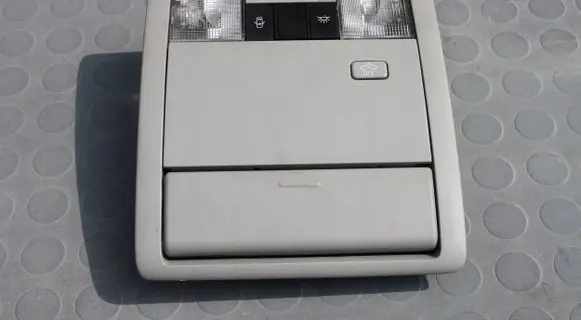 Toyota Verso Front seat light 812600F114