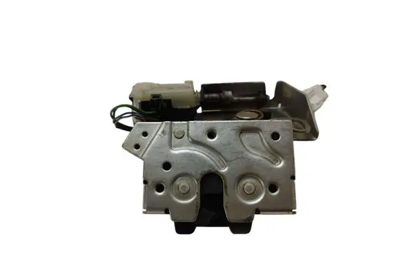 Ford Mondeo Mk III Tailgate/trunk/boot lock/catch/latch 3S71A43102AB