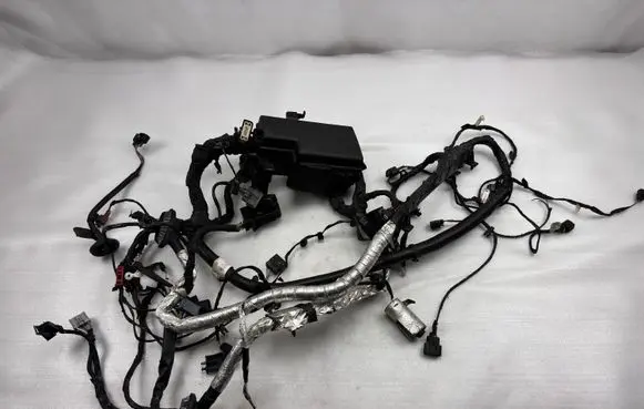 Ford Mustang VI Fuse box set NR3T14290HB NR3T14290