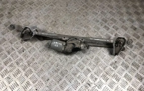 Front wiper linkage
