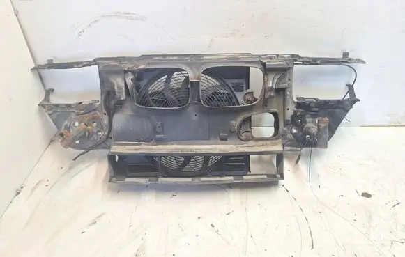 BMW 5 E39 Radiator support slam panel