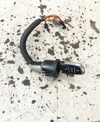 Renault Trafic II (X83) Ignition lock 
