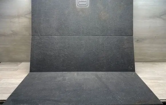 Trunk/boot floor carpet liner