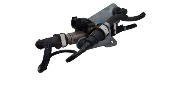 Ford C-MAX II Fuel injection high pressure pump AV619A407AD