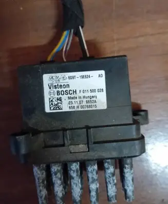 Ford Mondeo MK IV Heater blower motor/fan resistor F011500028