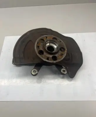 Mercedes-Benz A W176 Front wheel hub