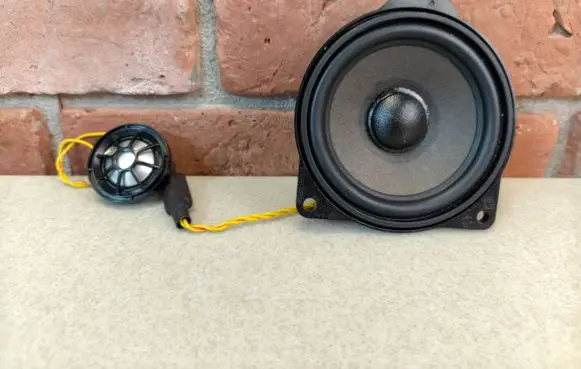 BMW 5 G30 G31 G38 Panel speaker 2622468 9362561
