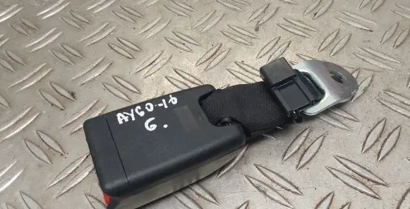 Toyota Aygo AB40 Rear seatbelt buckle