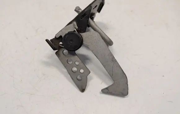 BMW 7 F01 F02 F03 F04 Engine bonnet/hood lock/latch loop/hook 7183763 51237183763