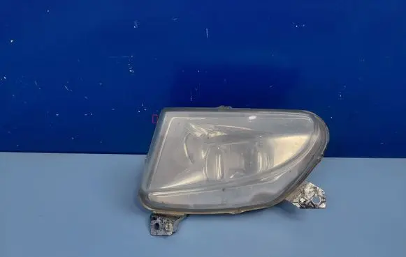 Peugeot 607 Front fog light 9629555880 1852334000