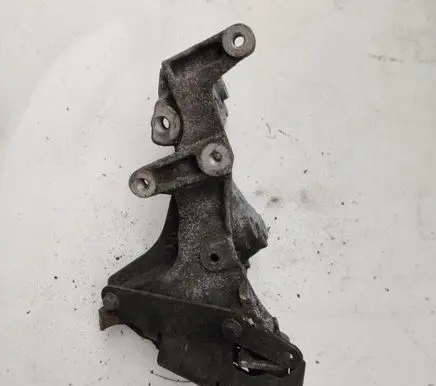 Peugeot 307 Generator/alternator bracket 9659200880