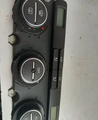 Volkswagen PASSAT B6 Climate control unit