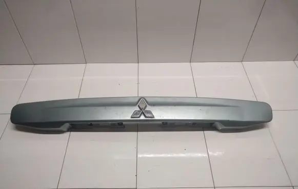 Mitsubishi Space Star Trunk door license plate light bar 
