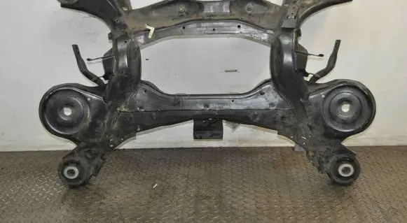 Land Rover Discovery 5 Rear subframe 