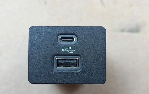 Ford Mustang Mach-E USB socket connector ML3T14F014AC