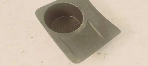 Cup holder front