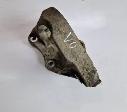 Volvo XC60 Driveshaft support bearing bracket 