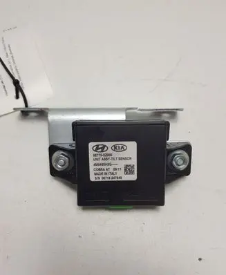 Hyundai i40 Yaw turn rate sensor 957753Z000