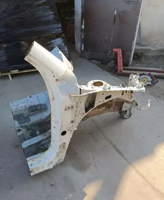 Toyota RAV 4 (XA30) Front quarter panel 