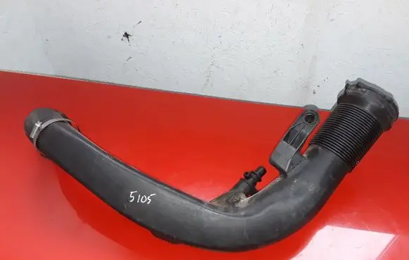 Volvo V40 Air intake duct part 31325985