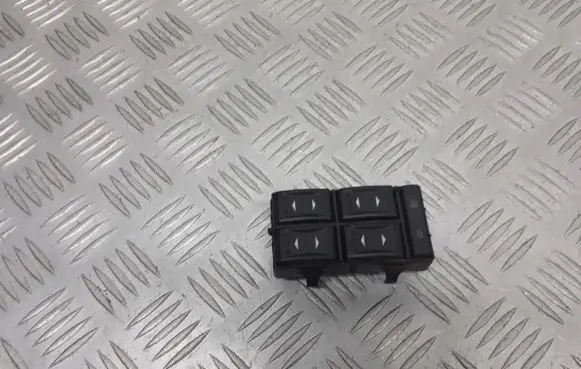 Ford Mondeo Mk III Electric window control switch 1S7T14A132BE