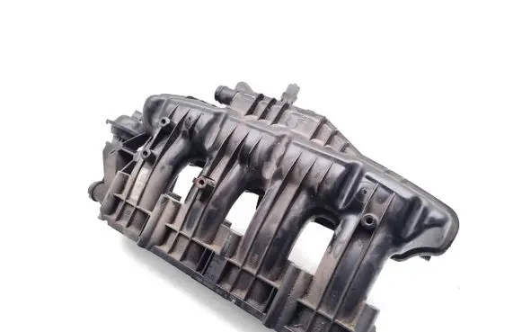 Audi A3 S3 8P Intake manifold 06J133185T