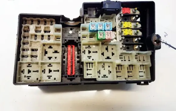 Ford Focus Fuse box set 3M5T14A142AB 3M5T-14A142-AB