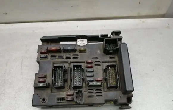 Peugeot 307 BSM Control unit 9643538180