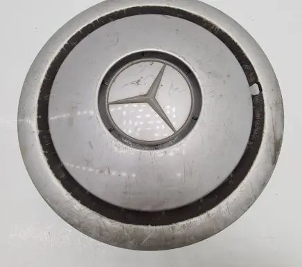 Mercedes-Benz E W124 R15 wheel hub/cap/trim 1244010424