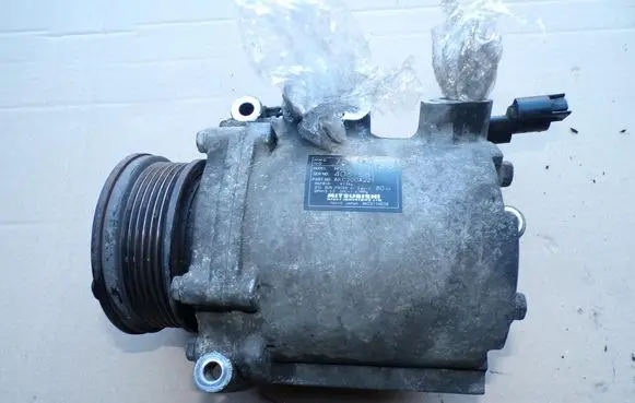 Mitsubishi Outlander Air conditioning (A/C) compressor (pump) AKC200A221