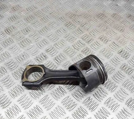 Mercedes-Benz C W203 Piston A6110300717 A6110300320