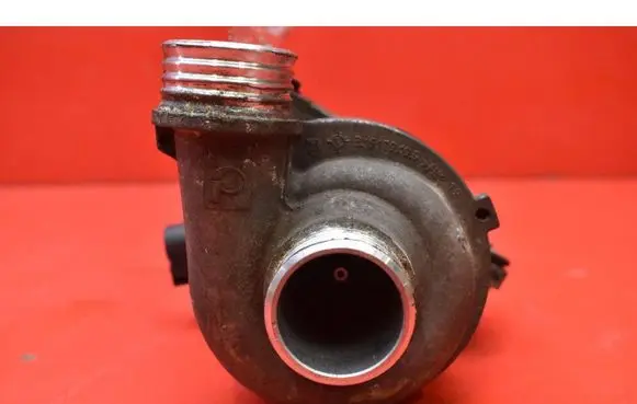 BMW 7 F01 F02 F03 F04 Water pump 760402709