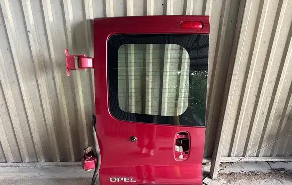 Opel Vivaro Back/rear loading door 