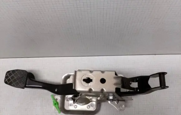 Volkswagen Golf V Brake pedal 1K1721057AD 15379500
