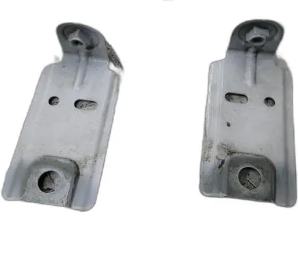 Seat Arona Fender mounting bracket 