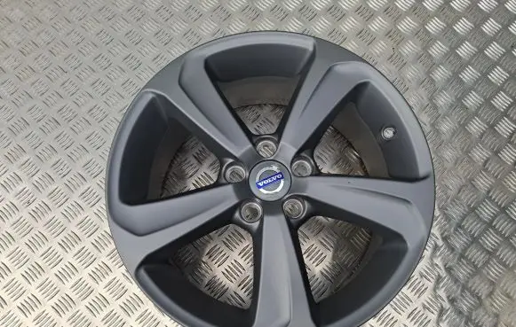Volvo V40 R17 alloy rim 31317287