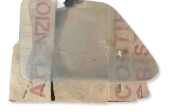 Fiat 126 Side middle window/glass 46575607