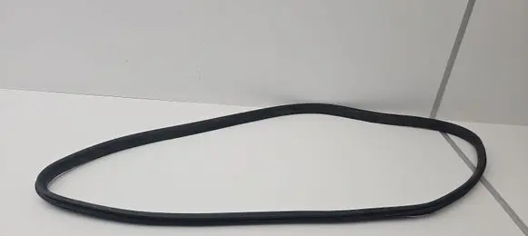 Volvo V60 Front door rubber seal 893991