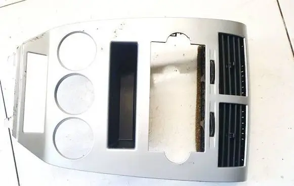 Dodge Caliber Dash center air vent grill 63248BG L0049171AE03
