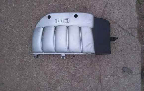 Mercedes-Benz ML W163 Engine cover (trim) A6120100367 6120100367
