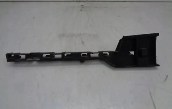 BMW 1 E81 E87 Front bumper mounting bracket 51777184356