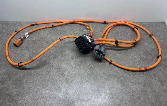 BMW i4 Electric car charging cable 5B39C72 5B39C73