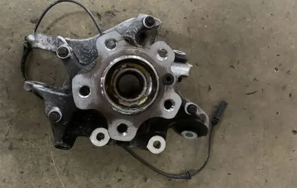 BMW X3 G01 Rear wheel hub 6871029
