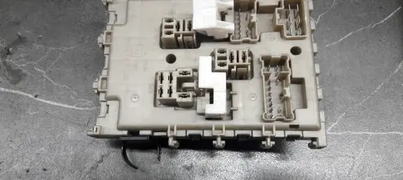 Nissan Almera N16 Fuse box set