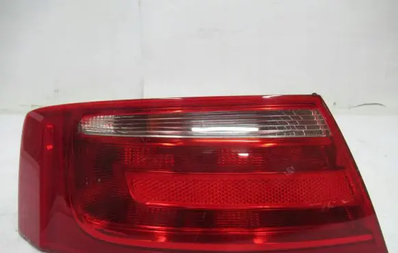 Audi A5 8T 8F Rear/tail lights 8T0945095
