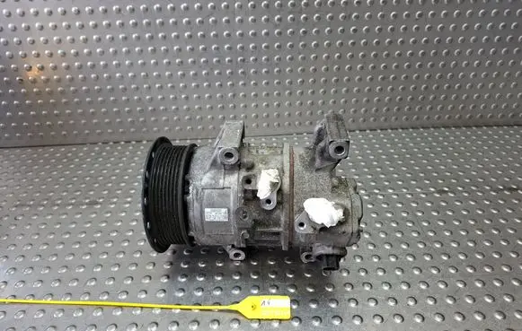 Toyota RAV 4 (XA30) Air conditioning (A/C) compressor (pump) S27730144 4472601258