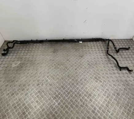 Volvo XC40 Engine coolant pipe/hose 32339215 32138731